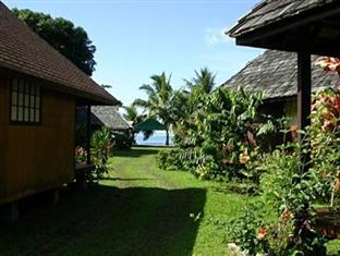 Tauhanihani Village Lodge La Vague Bleue Teahupoo Exteriör bild